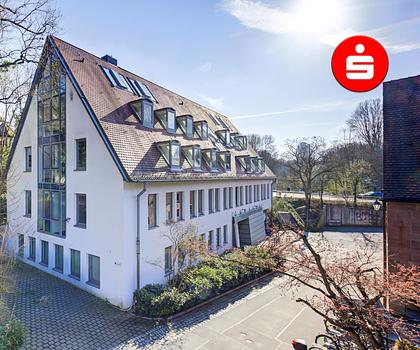 Helle Büroflächen/Praxis-/ Kanzleiräume mit repräsentativem Meetingraum im historischen Zentrum von Nürnberg-Mögeldorf