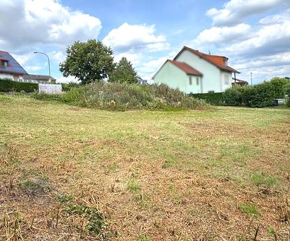 Erschlossenes Baugrundstück für ein Ein-/ Zweifamilien- oder Doppelhaus in Memmelsdorf/Weichendorf