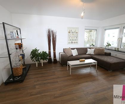 Exklusiv möblierte Designwohnung mit 2 Balkonen in begehrter Lage