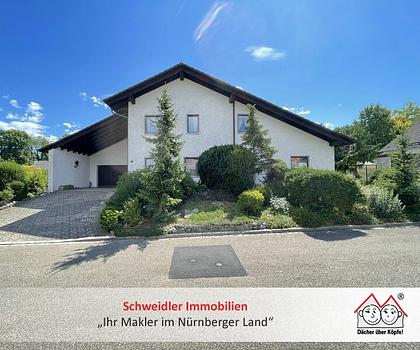 Exklusives Wohnen in Lauf-Rudolfshof - Einfamilienhaus mit über 220 m² Wohnfläche und Doppelgarage