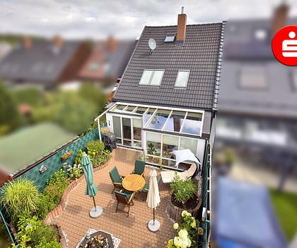 Gepflegtes Reihenmittelhaus mit Wintergarten in Röthenbach