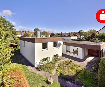 Charmanter Bungalow mit großzügigem Grundriss, sonnigem Garten und vielfältigen Nutzungsmöglichkeiten