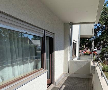 Modernisierte Wohnung mit zwei Balkonen 
und Akustikkeller ...