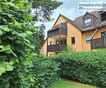 | DIREKT EINZIEHEN ODER VERMIETEN | 2-ZI-WOHNUNG mit ca. 55 m², EBK, TG-Stellplatz und Balkon