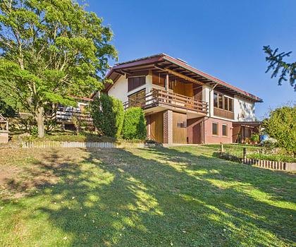 HEGERICH: Viel Raum zum Leben und Entfalten – Wohnhaus mit großzügigem Garten und besonderem Charme