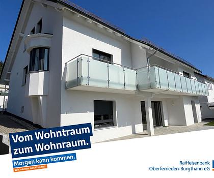 Stilvolles Zweifamilienhaus mit drei Einheiten, Panoramablick und schönem Garten in Schwarzenbach (Burgthann)