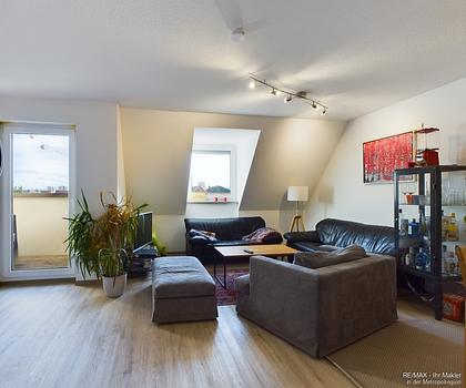 Open House am 24.05. um 10:00 Uhr: Klasse 4-Zimmer-Maisonette-Wohnung - zentral mit Balkon