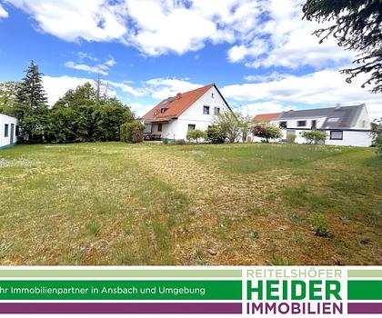 Kleine Doppelhaushälfte mit großem Garten in N-Eibach