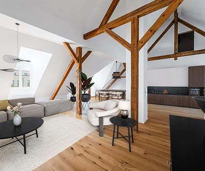 HEGERICH: Exklusives Wohnerlebnis unter historischem Dach - 4-Zimmer-Wohnung mit einzigartigem Flair