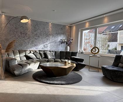 Erstbezug nach Renovierung ...