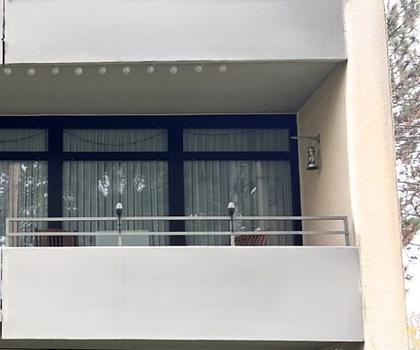 Vermietete 2- Zimmer- Wohnung mit großer Loggia und Garage ...