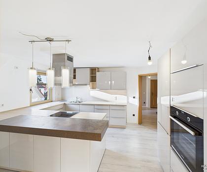 Wo Wohnträume Wurzeln schlagen – 4,5-Zimmer-Maisonettewohnung mit Gartenparadies