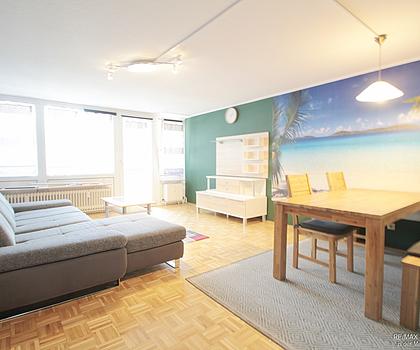 Voll möblierte 2-Zimmer-Wohnung mit Südwestbalkon und Stellplatz