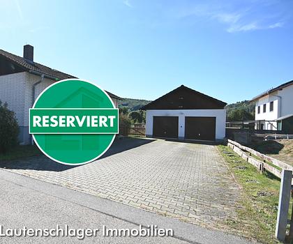 Wohnen auf einer Ebene!
Bungalow mit Doppelgarage in Berching