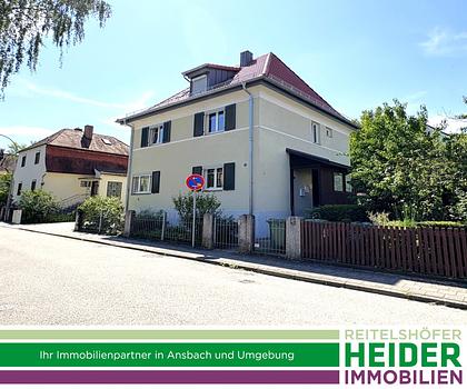 Für Kapitalanleger - 3 Familienhaus in ruhiger, zentraler Lage von Neuendettelsau