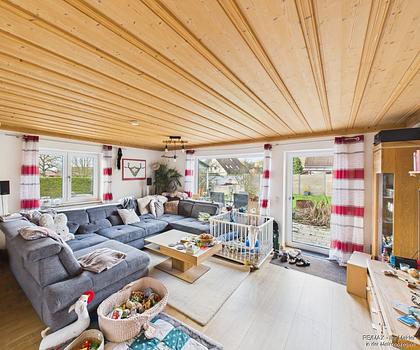 Modern wohnen und dank vermieteter Oberwohnung, die Finanzierung spürbar senken