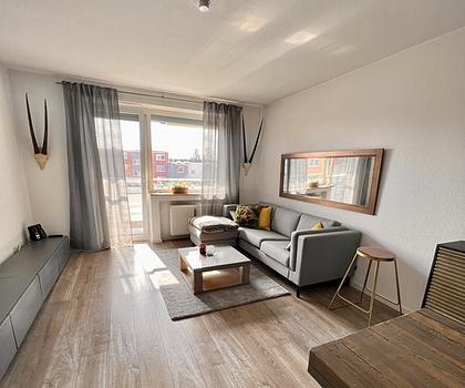 Hochwertig modern möblierte 2-Zimmerwohnun mit Südbalkon