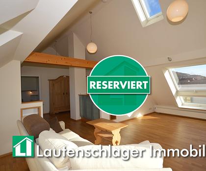 Gemütlich-lichtdurchflutet-schick! 
Teil möblierte Dachgeschoss-Wohnung in Neumarkt