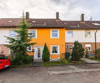 HEGERICH: Charmantes, familienfreundliches Reihenmittelhaus in ruhiger Lage mit guter Anbindung!