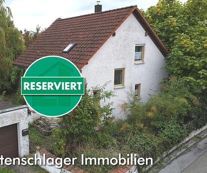 Im Dornröschenschlaf - Sanierungsbedürftiges Einfamilienhaus in ruhiger Lage in Neumarkt-Woffenbach