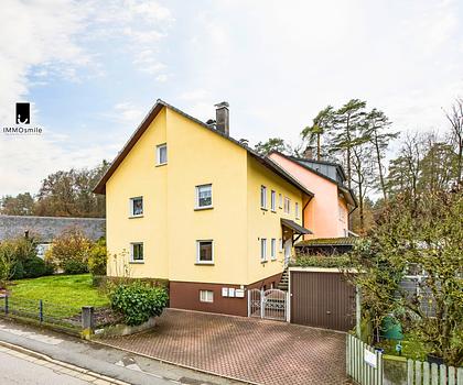 Gepflegtes Mehrfamilienhaus mit Garten, Balkon und Terrasse in Winkelhaid