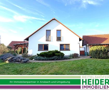 Wohnhaus mit viel Platz in sonniger Lage