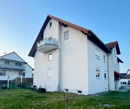 Vermietete 3-Zimmer-Eigentumswohnung mit Balkon in Rattelsdorf