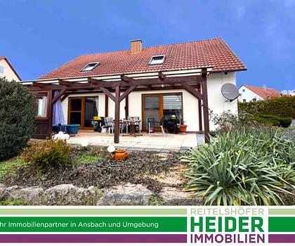 Wohnhaus mit viel Platz in sonniger Lage