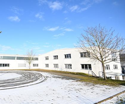 Gewerbeareal für Produktion, Lager und Bürotrakt bei Berg in der Oberpfalz, an der A3