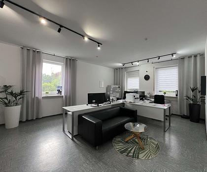 HEGERICH: Helle Gewerberäume mit Potenzial in Fürth