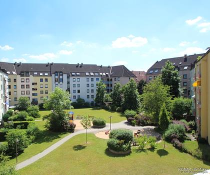 Moderne Wohnung in der Nähe vom Zentrum mit Blick in das Grün