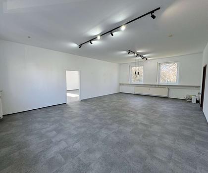 HEGERICH: Helle Gewerberäume mit Potenzial in Fürth