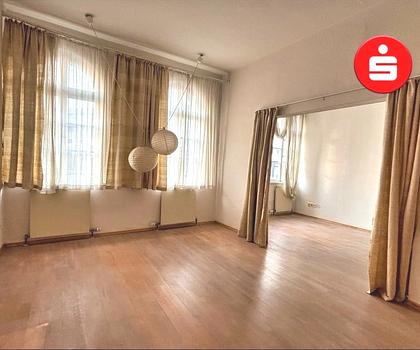 5,5-Zimmer-Wohnung direkt am Rosenaupark