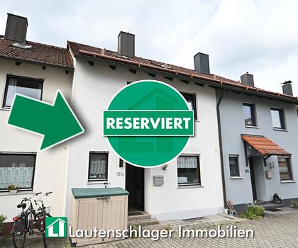 Familienfreundliches Reihenmittelhaus mit Einzelgarage im Deininger Weg, Neumarkt.