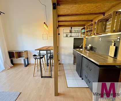 Helle Wohnung mit großem Balkon