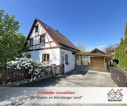 Modernes Landhaus mit Fachwerk, Ofen u.v.m. in Lauf-OT