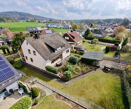 Großes Ein-/ Zweifamilienhaus in sehr ruhiger Wohnlage bei Altdorf