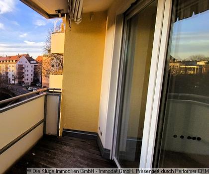 *** Topwohnung: Citylage mit Burgblick und Balkon