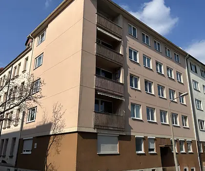 Gepflegtes Mehrfamilienhaus mit Ausbaureserve