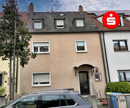 Dreifamilienhaus in Nürnberg-Zerzabelshof