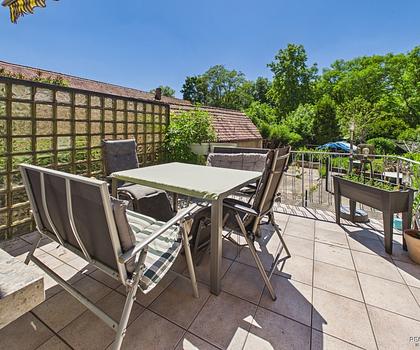 Großzügiges Zuhause mit sonniger Terrasse in idyllischer Lage in Altmühlnähe