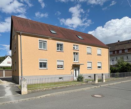 Zu vermieten: 2,5-Zimmer-Wohnung in der Nähe des Forchheimer Kellerwaldes